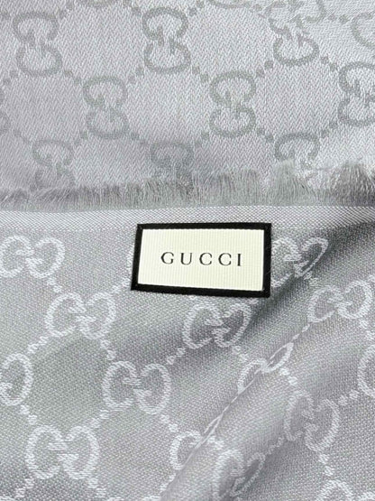Pre - loved GUCCI Grey & White GG Scarf at Reems Closet