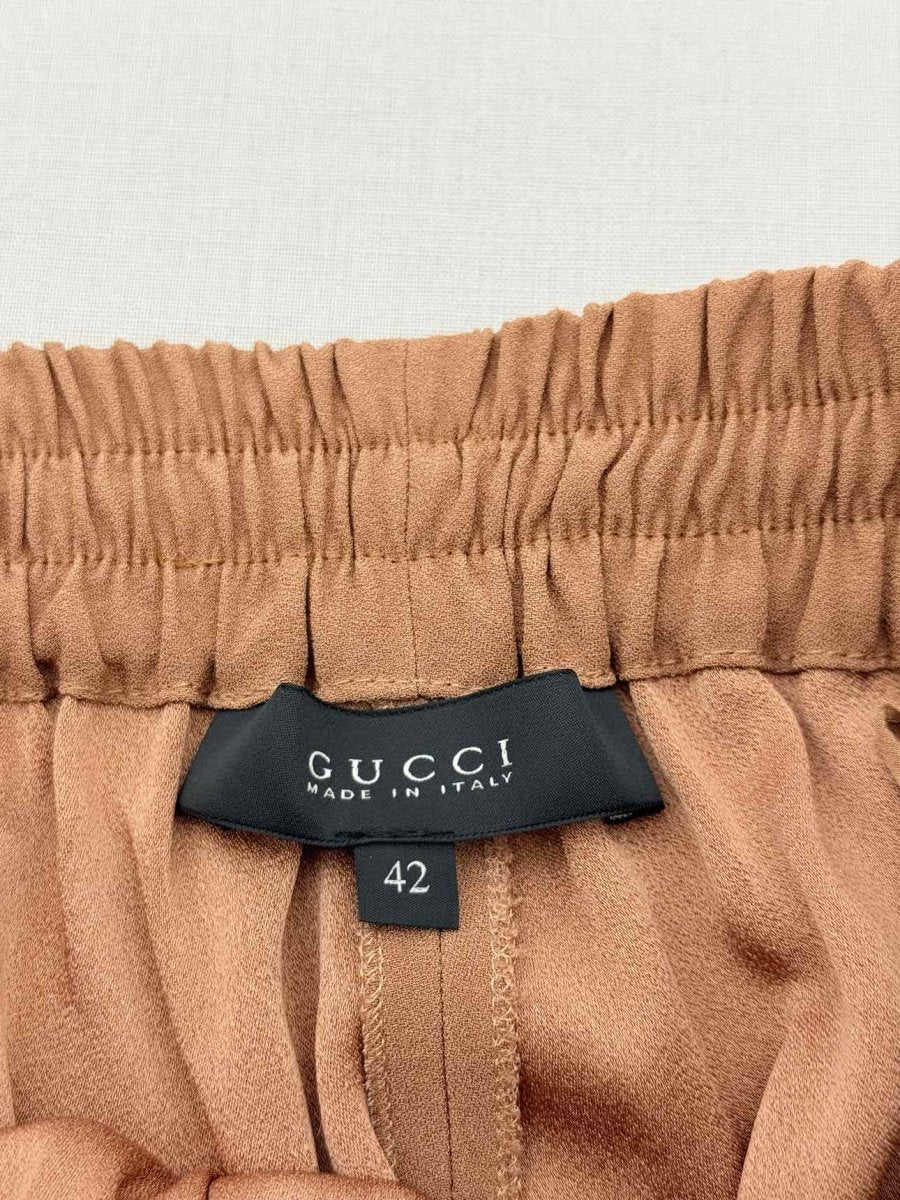 Pre - loved GUCCI Jogger Peach Size US 6 Pants at Reems Closet