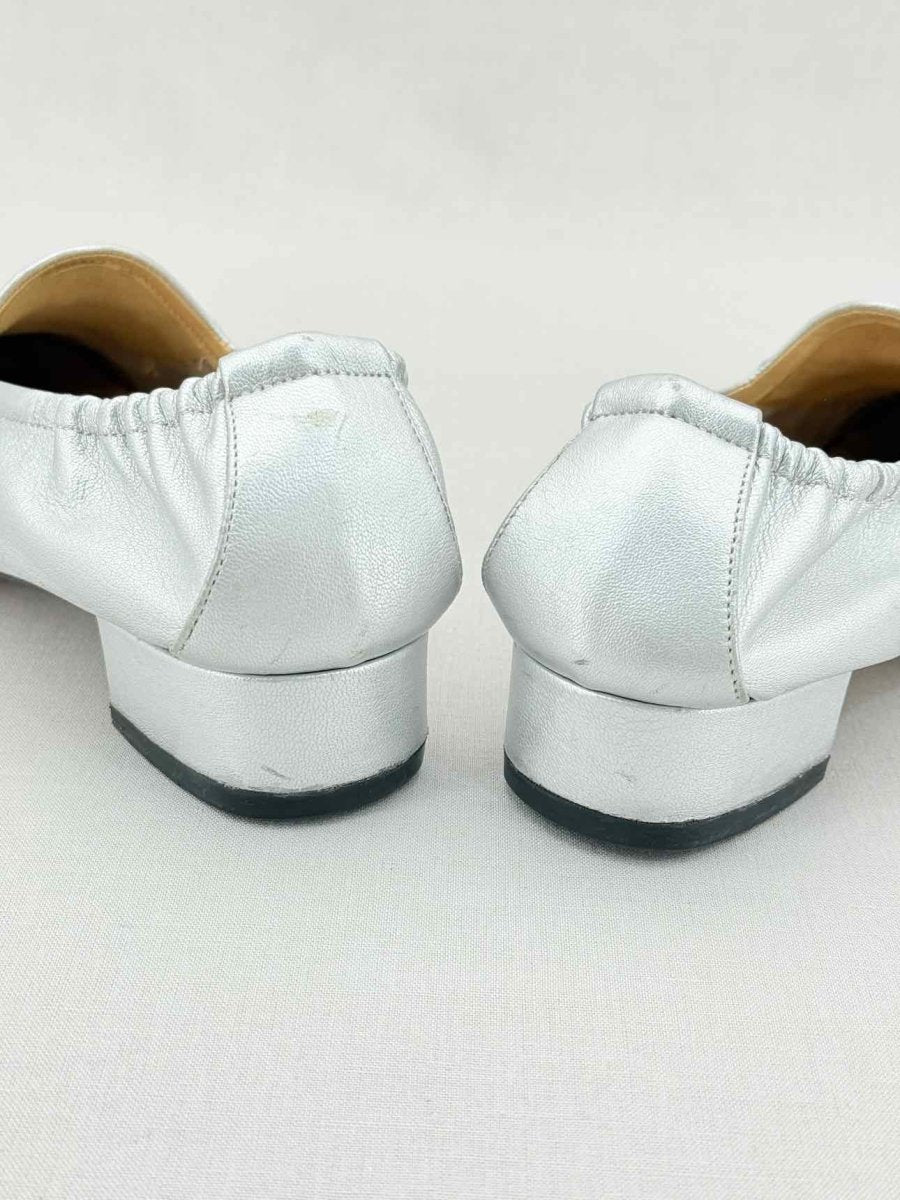 Pre - loved GUCCI Jordaan Silver Size EU 38.5 Loafers at Reems Closet