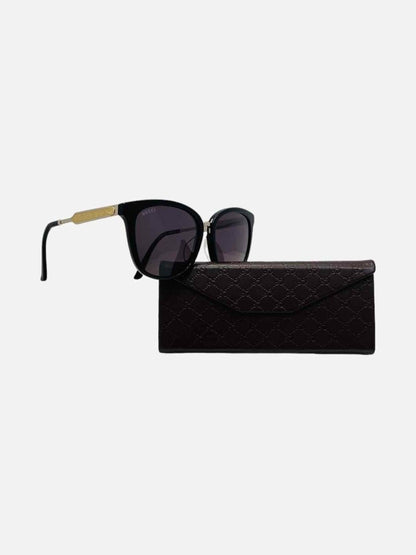 Pre - loved GUCCI Logo Black Sunglasses at Reems Closet