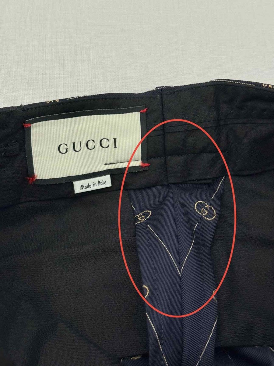 Pre - loved GUCCI Navy Blue Logo Fabric Size US 2 Pants at Reems Closet