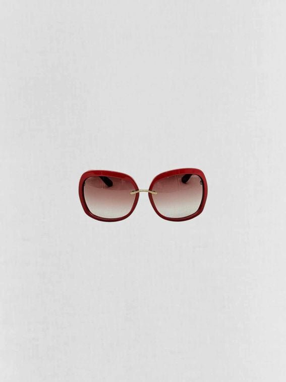 Pre - loved GUCCI Red Sunglasses at Reems Closet