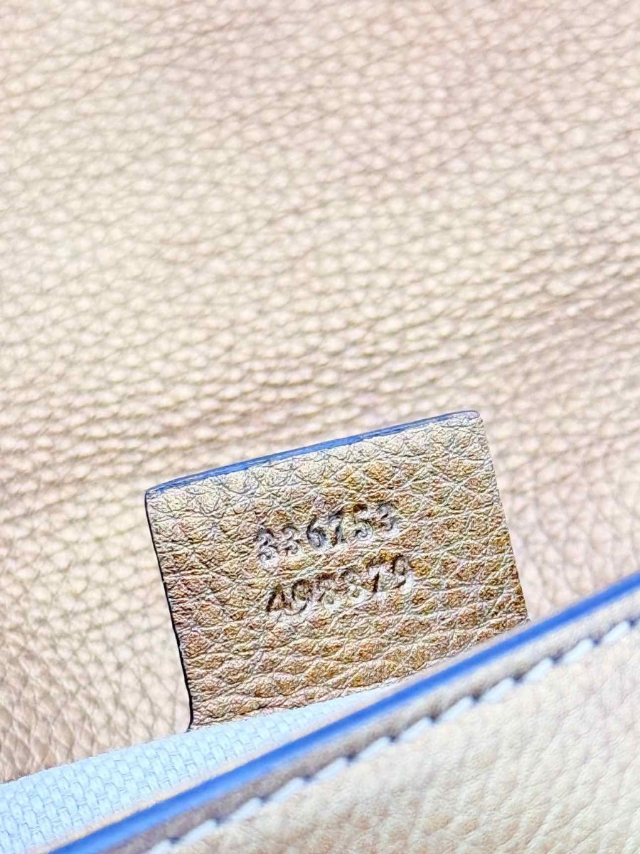 Pre - loved GUCCI Soho Disco Metallic Gold Clutch at Reems Closet