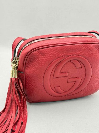 Pre-loved GUCCI Soho Disco Red Embossed Crossbody at Reems Closet