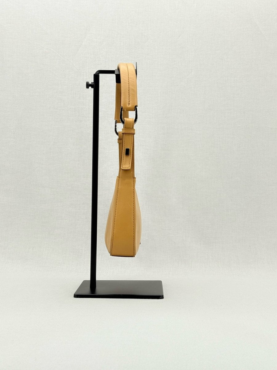 Pre - loved GUCCI Vintage Beige Baguette Bag at Reems Closet