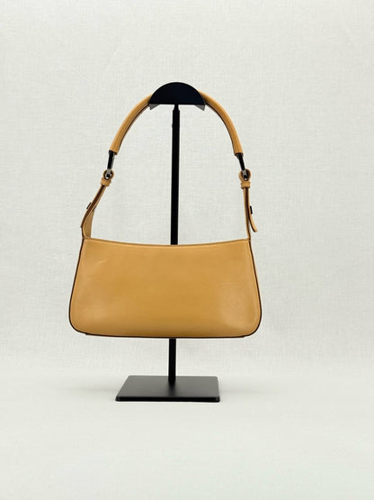 Pre - loved GUCCI Vintage Beige Baguette Bag at Reems Closet