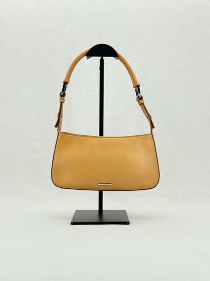 Pre - loved GUCCI Vintage Beige Baguette Bag at Reems Closet