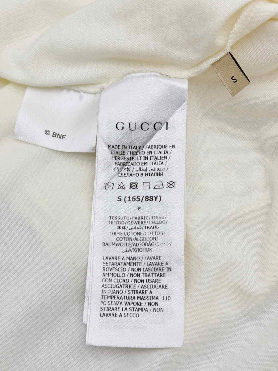 Pre - loved GUCCI White w/ Red & Yellow Printed Size Small T-shirt at Reems Closet