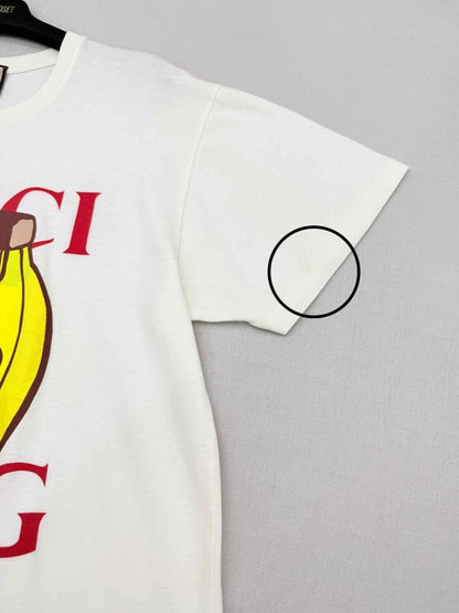 Pre - loved GUCCI White w/ Red & Yellow Printed Size Small T-shirt at Reems Closet