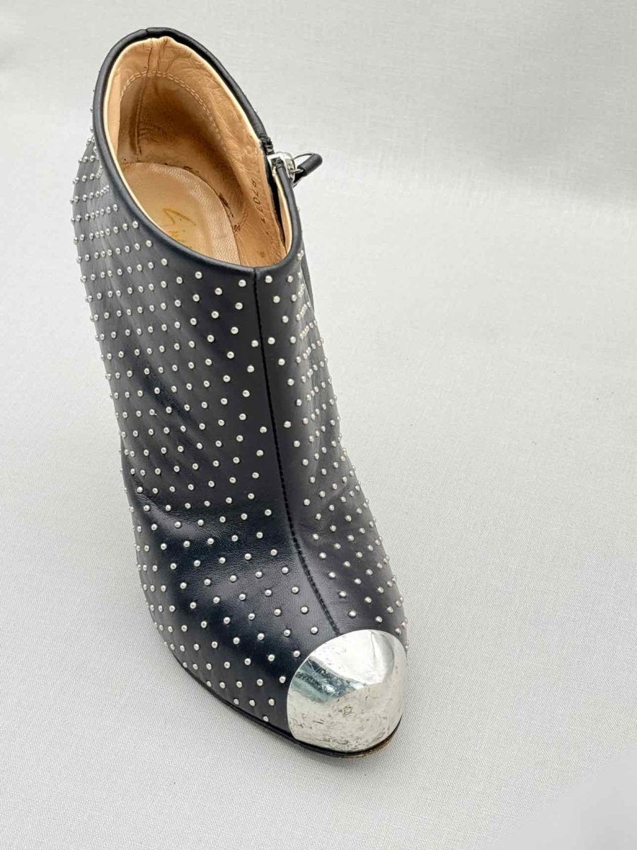 Pre-loved GUISEPPE ZANOTTI 2013 Black Cap Toe Size EU 38 Booties at Reems Closet