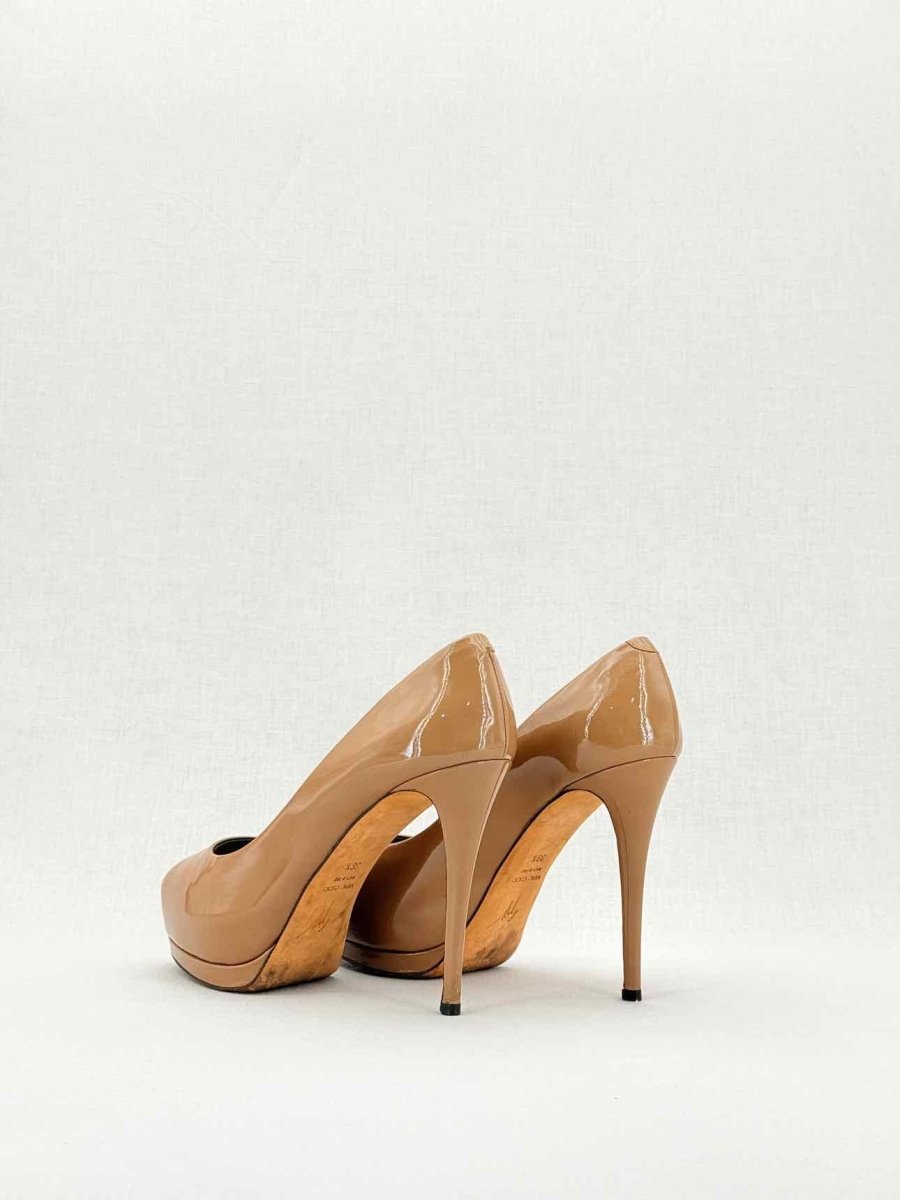 Pre - loved GUISEPPE ZANOTTI Beige Size EU 39.5 Pumps at Reems Closet