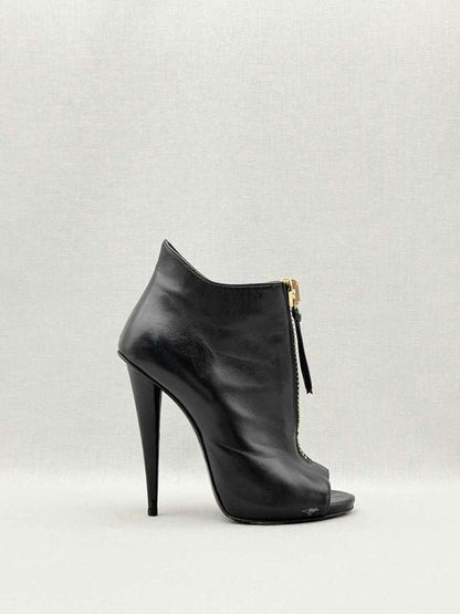 Pre-loved GUISEPPE ZANOTTI Zip Front Black Size EU 37.5 Booties at Reems Closet
