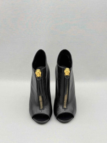 Pre-loved GUISEPPE ZANOTTI Zip Front Black Size EU 37.5 Booties at Reems Closet