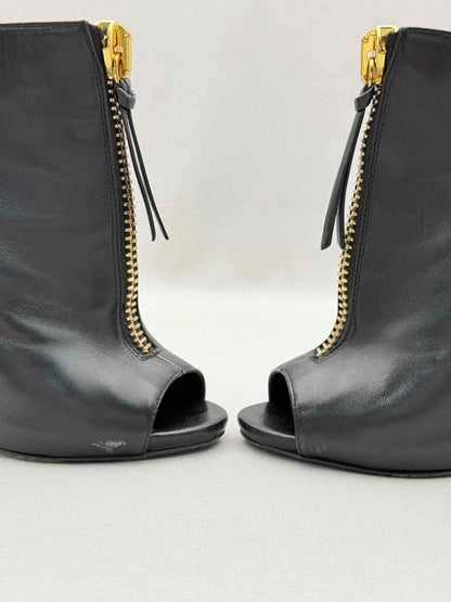 Pre-loved GUISEPPE ZANOTTI Zip Front Black Size EU 37.5 Booties at Reems Closet
