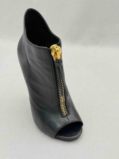 Pre-loved GUISEPPE ZANOTTI Zip Front Black Size EU 37.5 Booties at Reems Closet