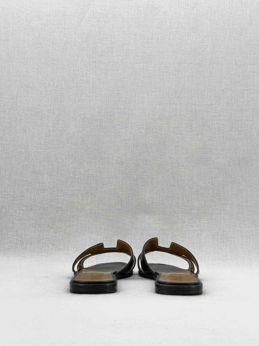 Pre - loved HERMES Black Size EU 39 Sandals at Reems Closet