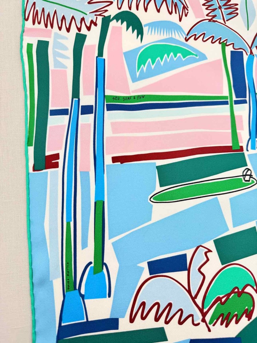 Pre-loved HERMES Blue Multicolor Scarf at Reems Closet