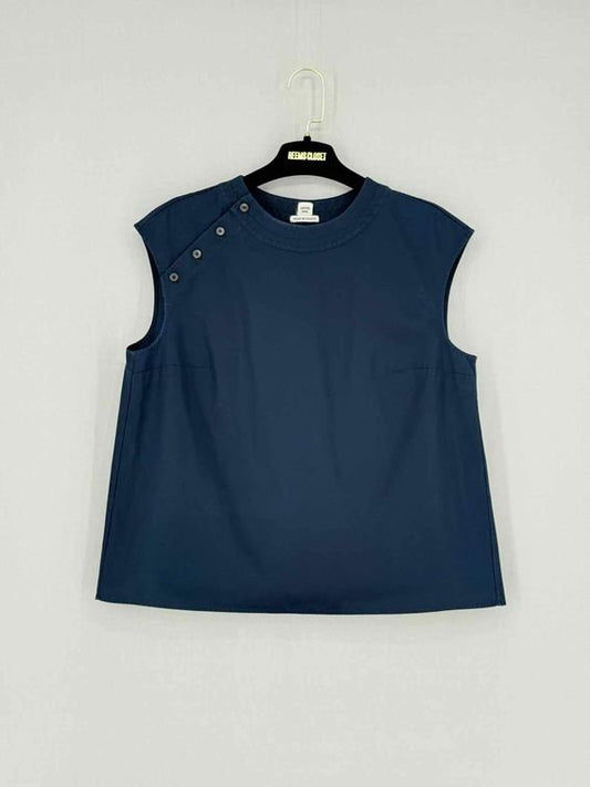 Pre - loved HERMES Blue Size US 6 Top at Reems Closet