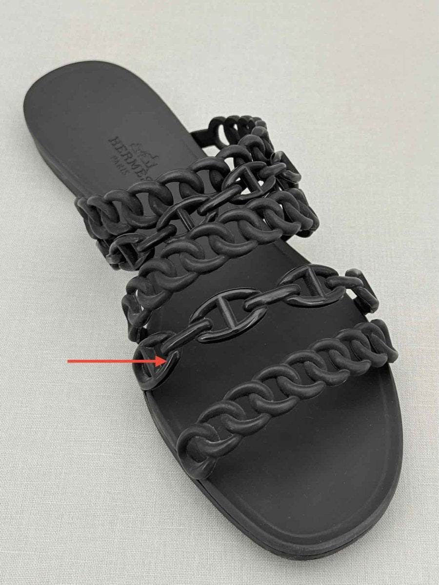 Pre - loved HERMES Chaine d'Ancre Black Size EU 38 Slides at Reems Closet