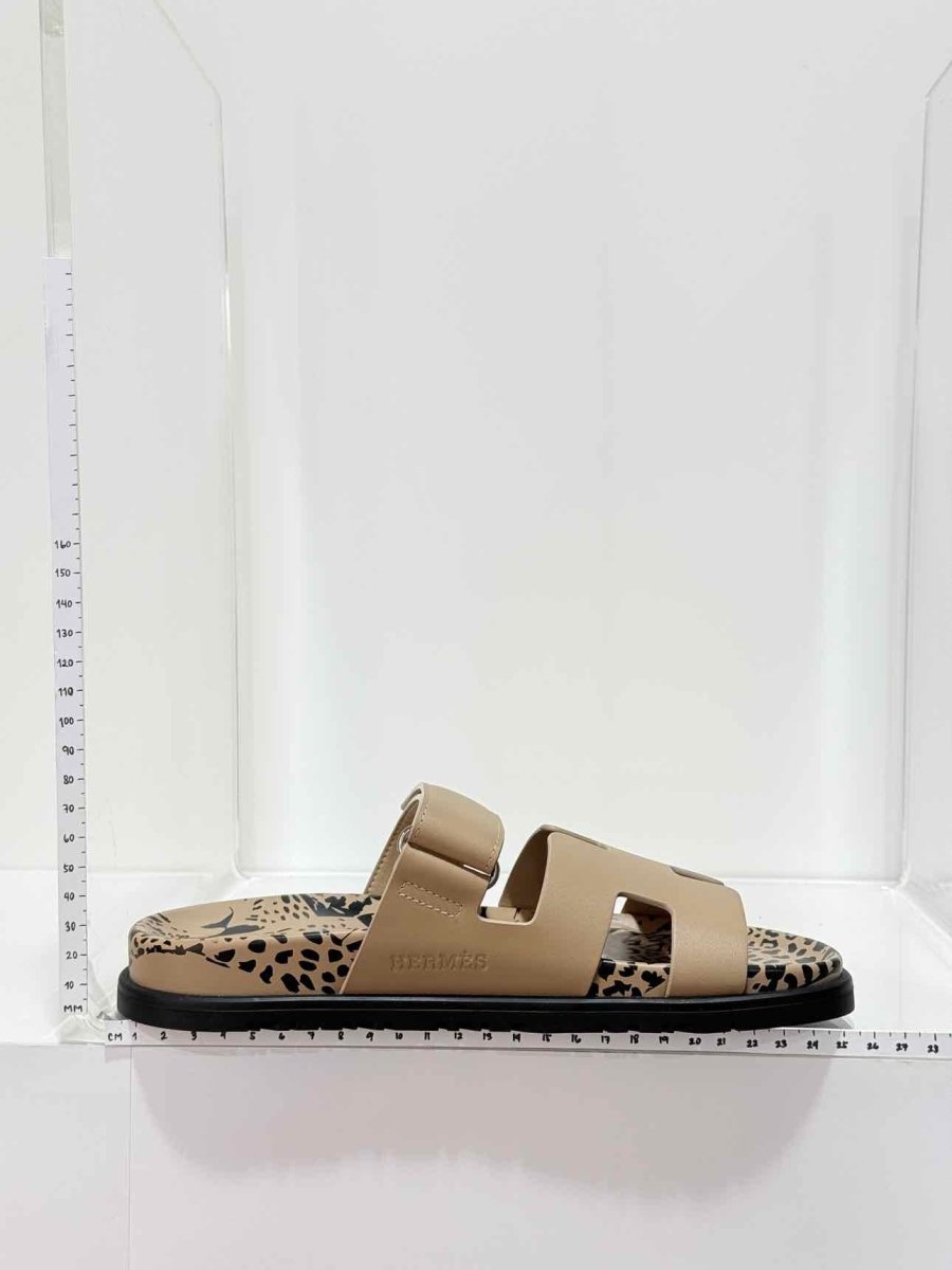 Pre - loved HERMES Chypre Beige Size EU 37 Sandals at Reems Closet