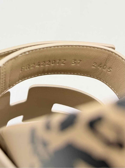 Pre - loved HERMES Chypre Beige Size EU 37 Sandals at Reems Closet