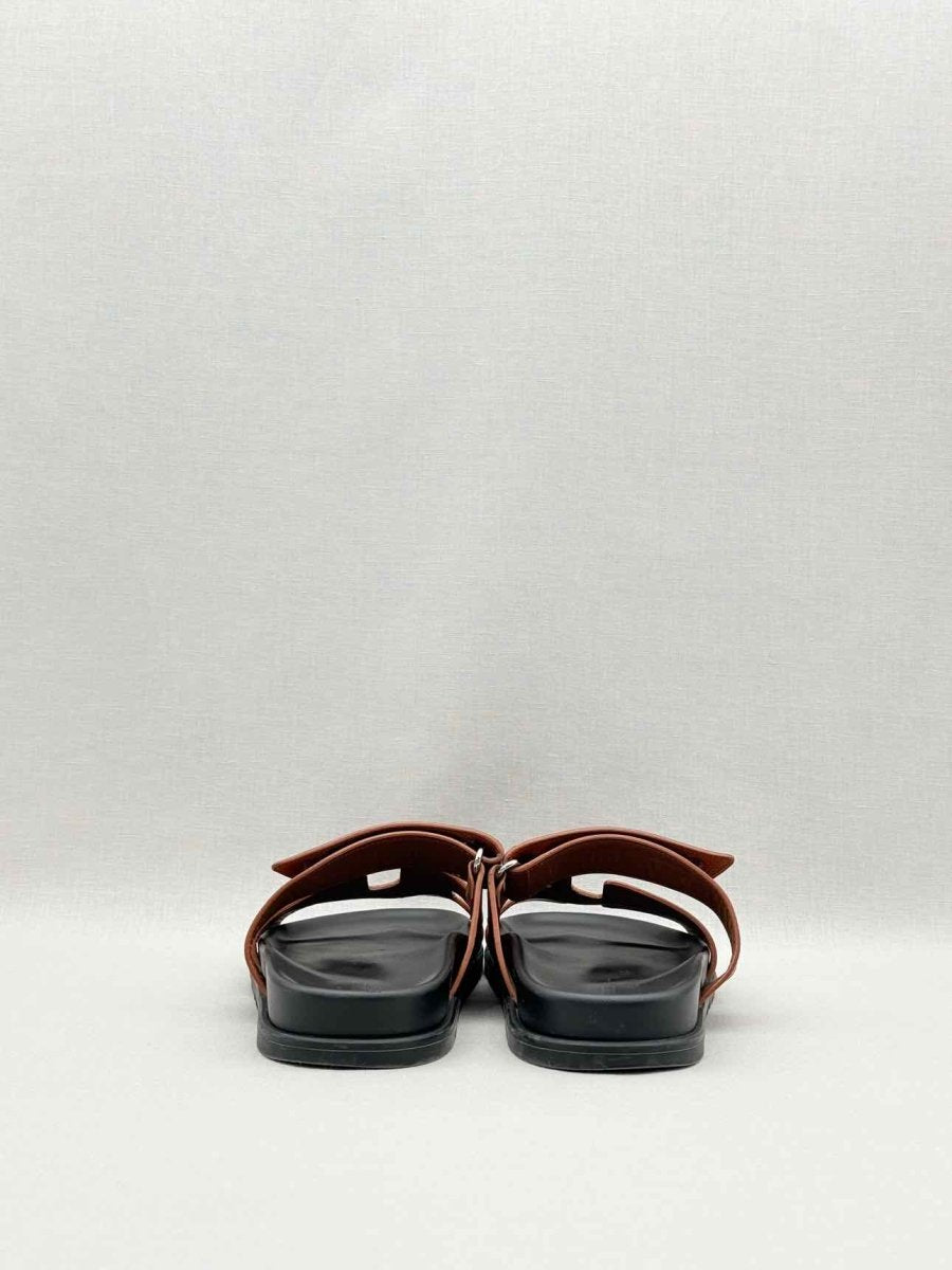Pre-loved HERMES Chypre Natural Size EU 38.5 Sandals at Reems Closet