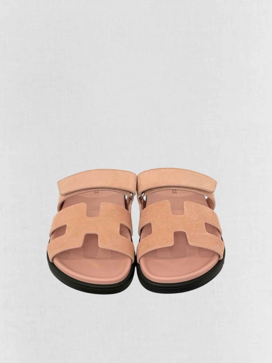 Pre - loved HERMES Chypre Peach Size EU 37.5 Sandals at Reems Closet