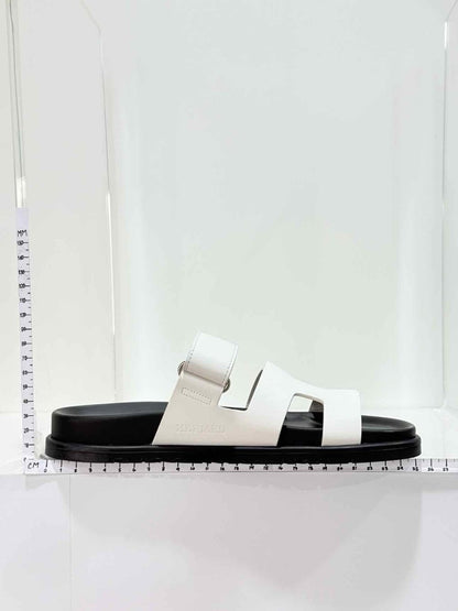 Pre - loved HERMES Chypre White Size EU 38.5 Sandals at Reems Closet