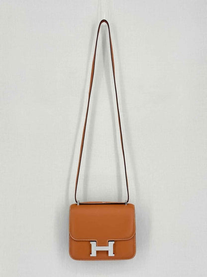 Pre-loved HERMES Constance Natural Shoulder Bag at Reems Closet
