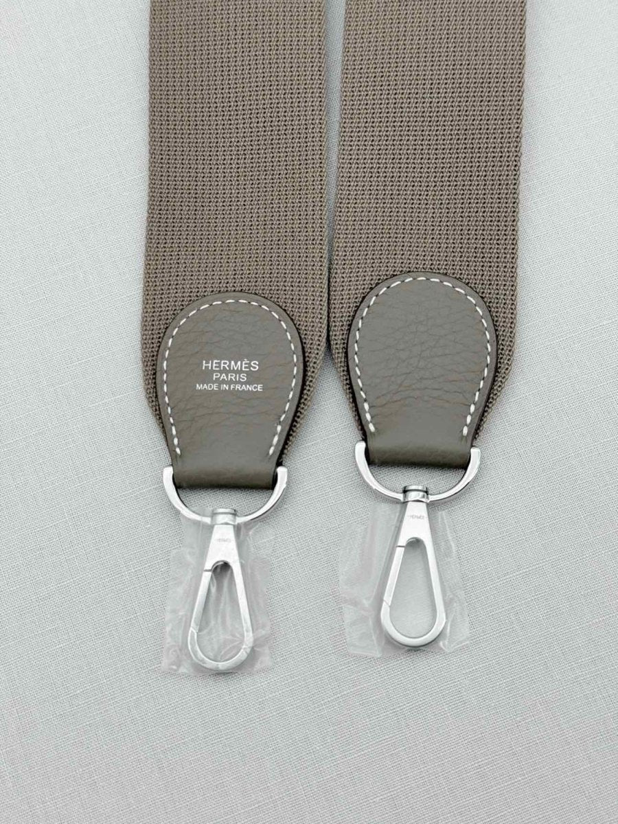 Pre - loved HERMES Evelyn Taupe Shoulder Bag at Reems Closet