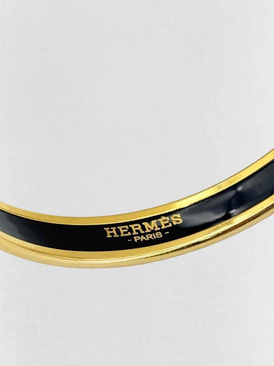 Pre - loved HERMES Fashion Bangle at Reems Closet