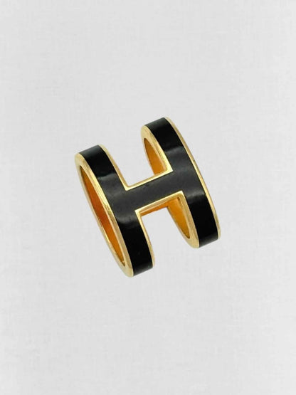 Pre - loved HERMES Fashion Necklace at Reems Closet