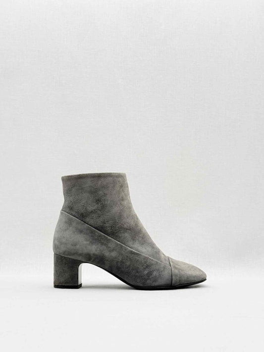 Pre - loved HERMES Grey Size EU 35.5 Ankle Boots at Reems Closet
