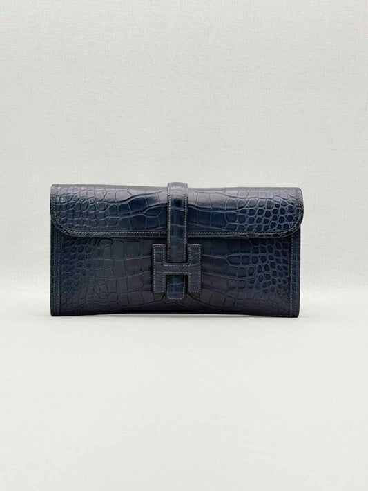 Pre-loved HERMES Jige Elan Bleu Indigo Clutch at Reems Closet