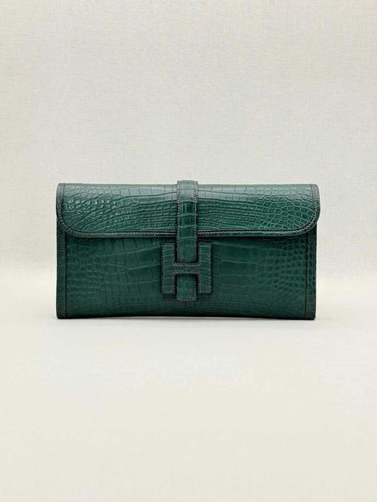 Pre-loved HERMES Jige Elan Vert Emerald Clutch at Reems Closet
