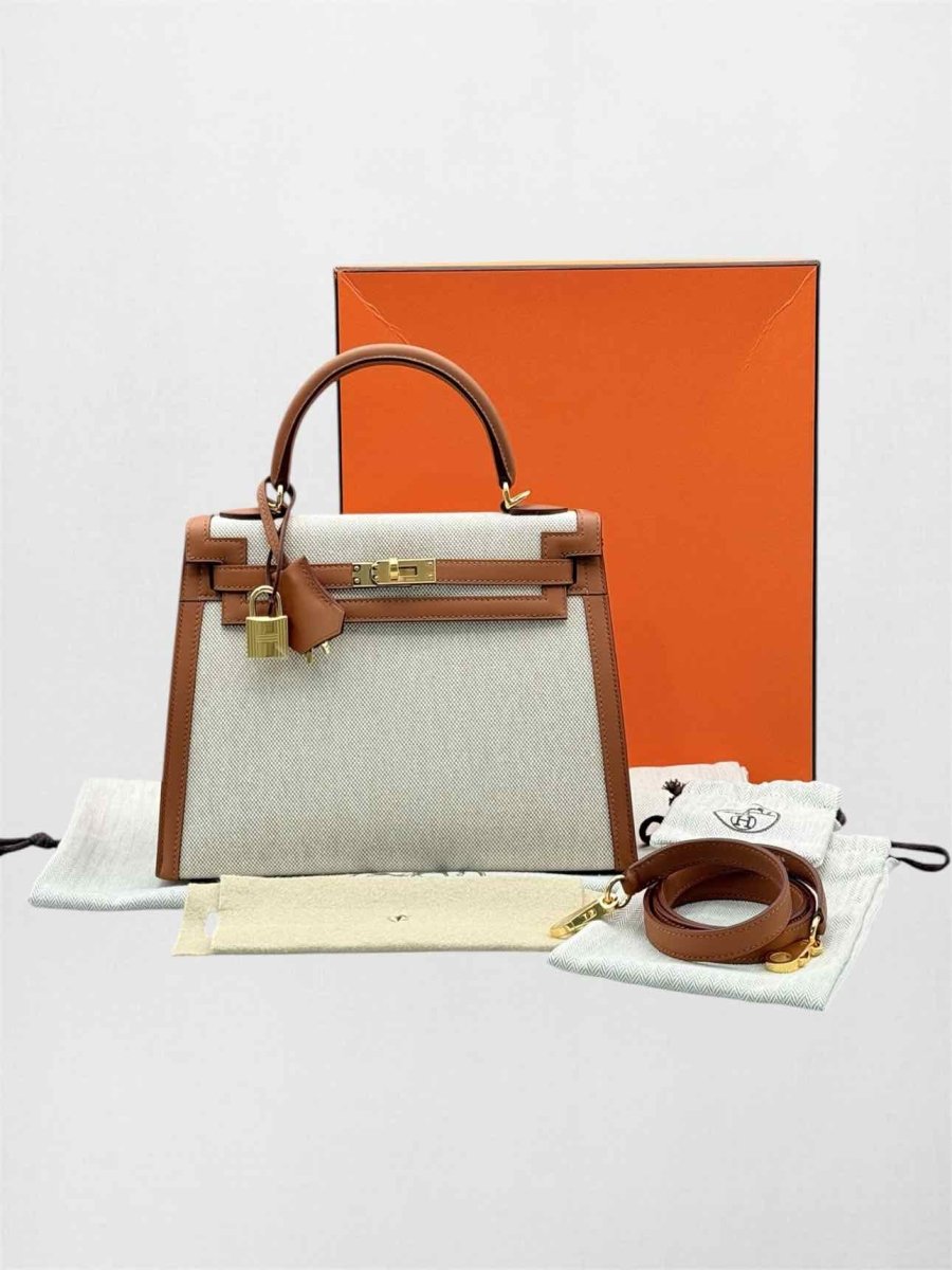 Pre-loved HERMES Kelly Sellier Ecru Gold Top Handle at Reems Closet