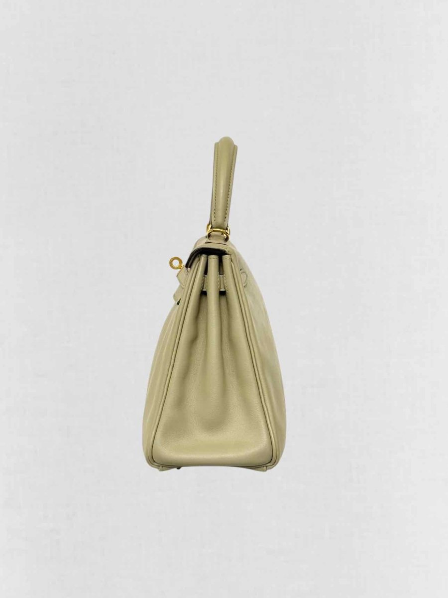 Pre - loved HERMES Kelly Vert Fizz Top Handle at Reems Closet