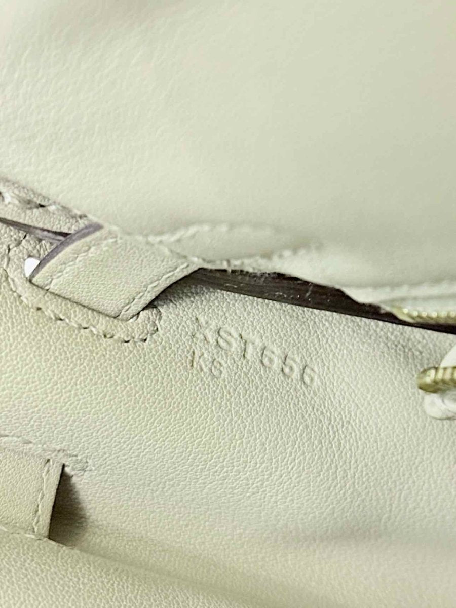 Pre - loved HERMES Kelly Vert Fizz Top Handle at Reems Closet