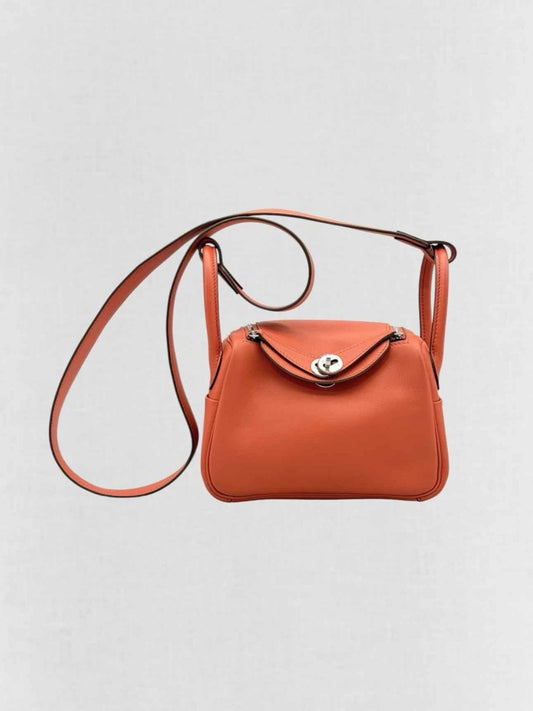 Pre - loved HERMES Lindy Terre Battue Capucine Shoulder Bag at Reems Closet