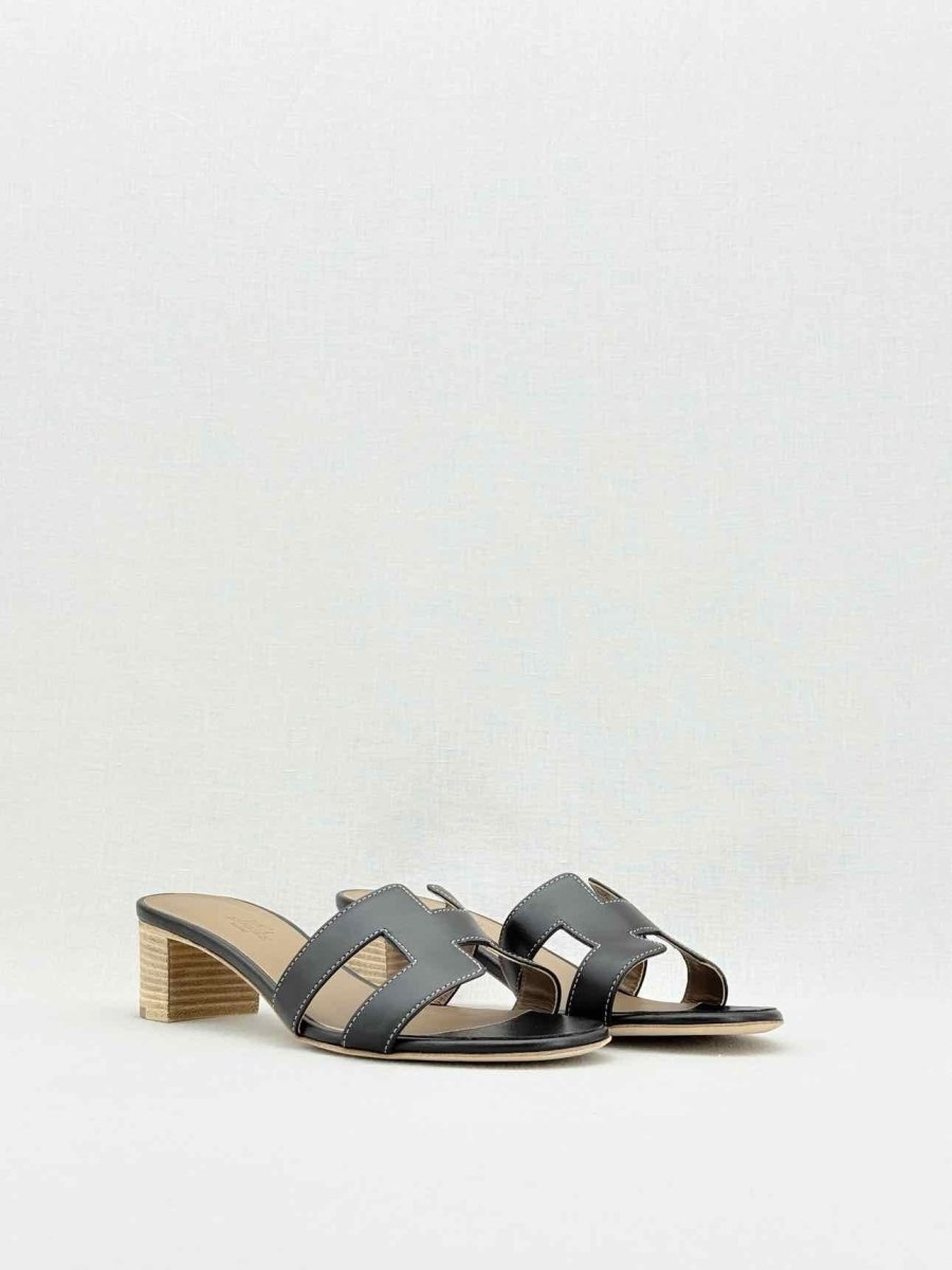 Pre - loved HERMES Oasis Black Size EU 39.5 Heeled Sandals at Reems Closet