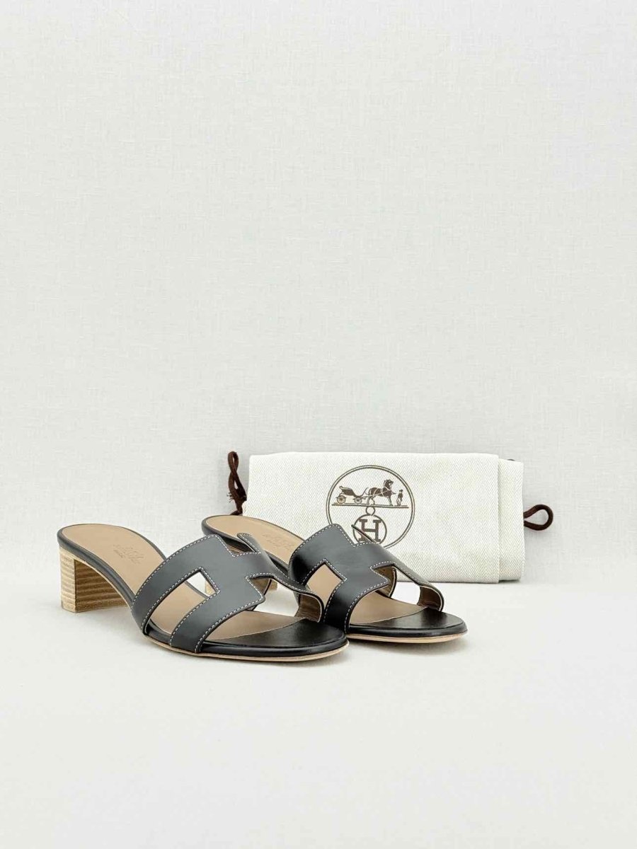 Pre - loved HERMES Oasis Black Size EU 39.5 Heeled Sandals at Reems Closet
