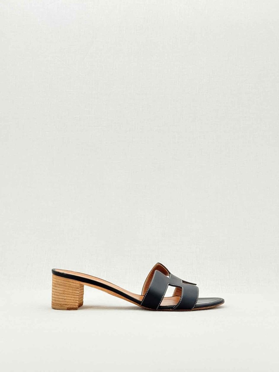 Pre - loved HERMES Oasis Black Size EU 40.5 Heeled Sandals at Reems Closet