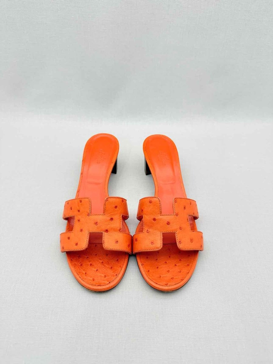 Pre - loved HERMES Oasis Orange Size EU 41 Heeled Sandals at Reems Closet