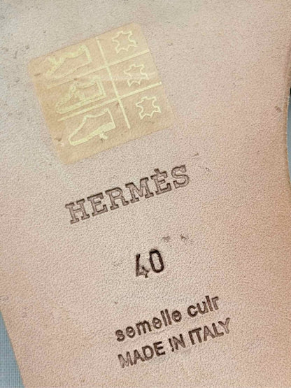 Pre - loved HERMES Omaha White Size EU 40 Flats at Reems Closet
