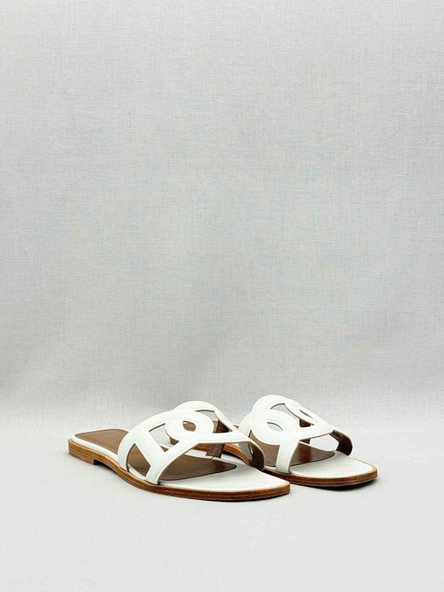 Pre - loved HERMES Omaha White Size EU 40 Flats at Reems Closet