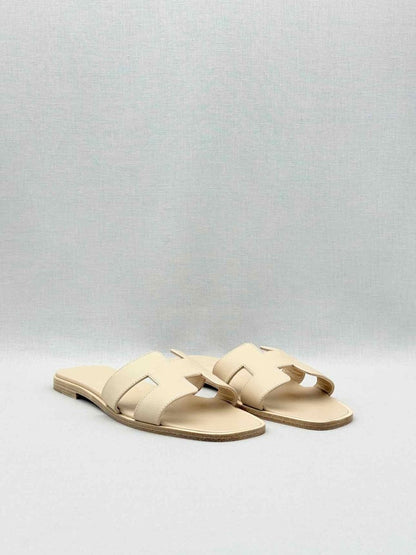 Pre-loved HERMES ORAN Beige Mastic Size EU 39 Sandals at Reems Closet