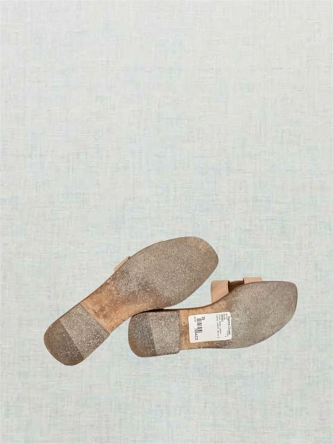 Pre - loved HERMES ORAN Beige Size EU 39 Sandals at Reems Closet