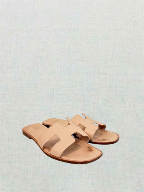 Pre - loved HERMES ORAN Beige Size EU 39 Sandals at Reems Closet