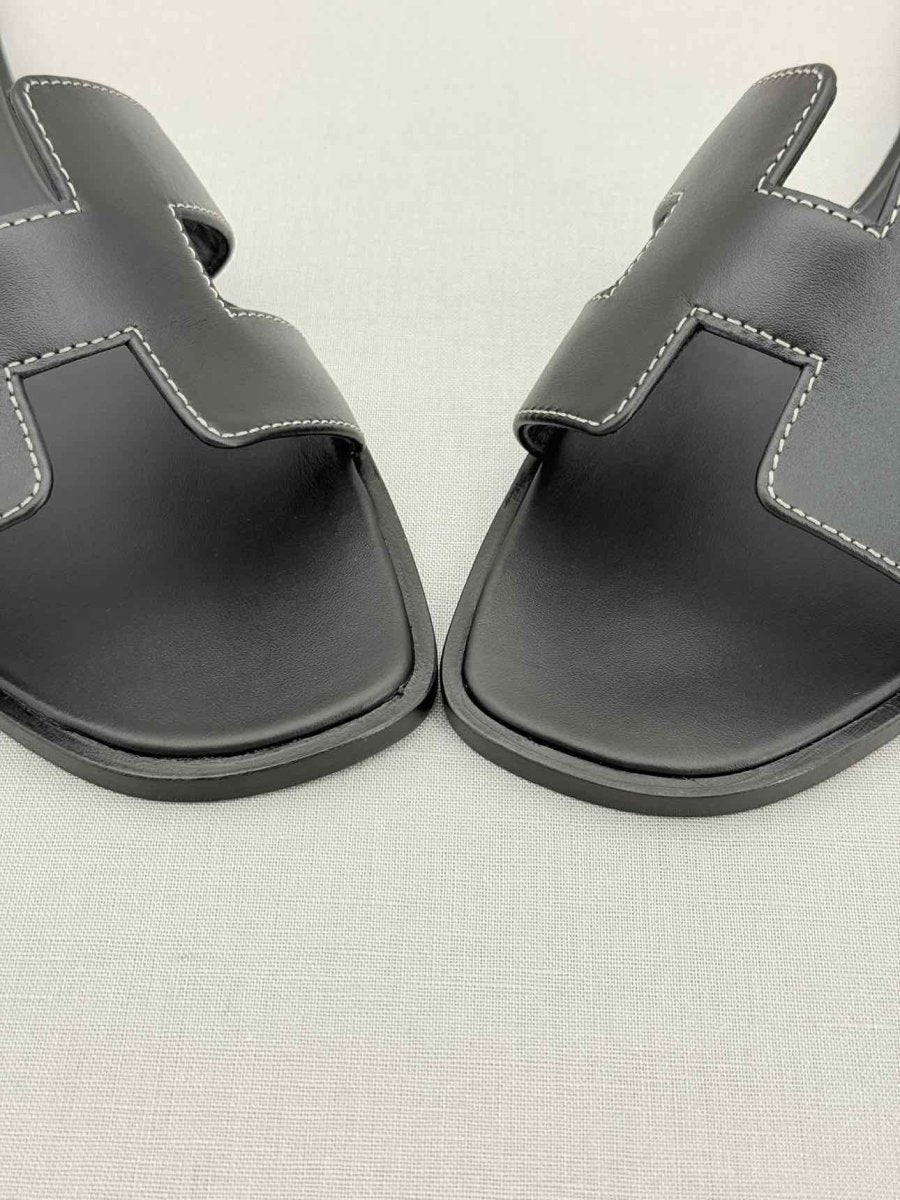 Pre - loved HERMES ORAN Black Size EU 37.5 Sandals at Reems Closet