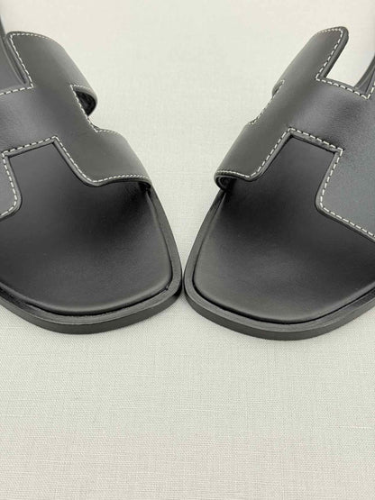 Pre - loved HERMES ORAN Black Size EU 37.5 Sandals at Reems Closet